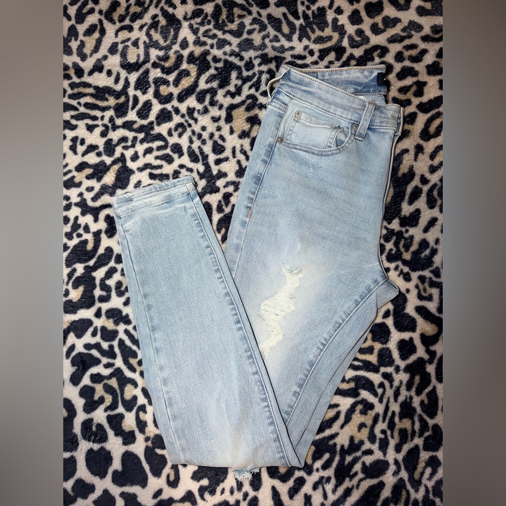 Aeropostale Light Wash Distressed Skinny Jeans